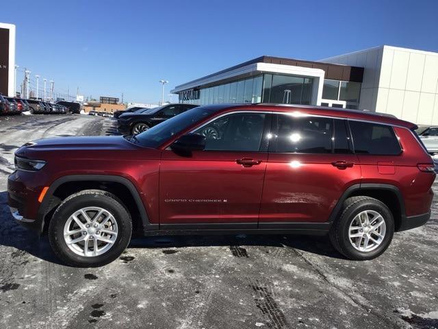 2023 Jeep Grand Cherokee L Laredo 4x4