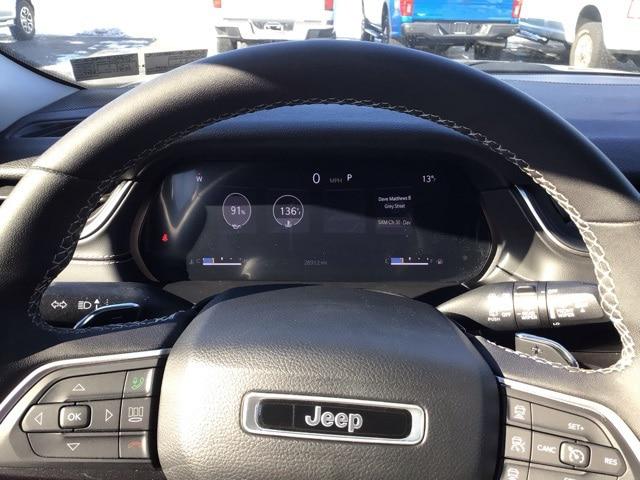 2023 Jeep Grand Cherokee L Laredo 4x4