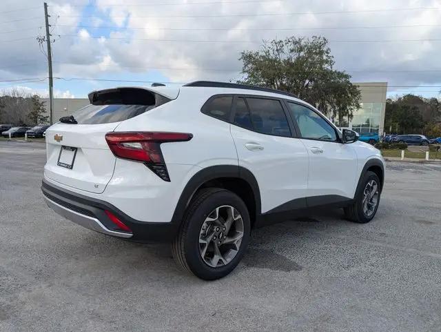 2026 Chevrolet Trax FWD LT
