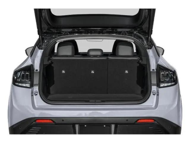 2026 Nissan LEAF PLATINUM+