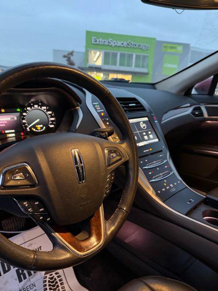 2014 Lincoln MKZ Base