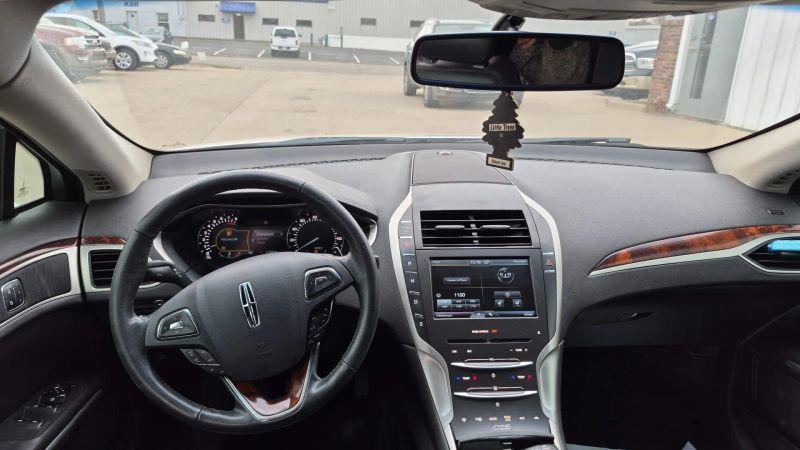 2014 Lincoln MKZ Base