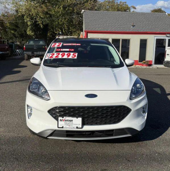 2022 Ford Escape SEL
