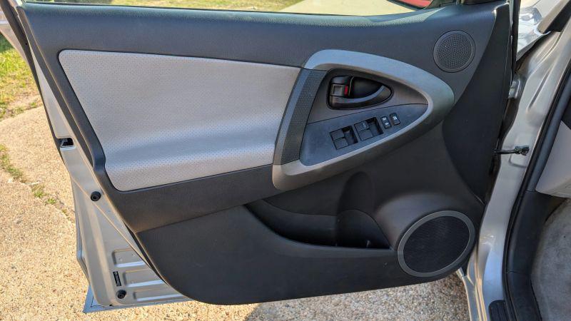 2012 Toyota RAV4 Limited V6
