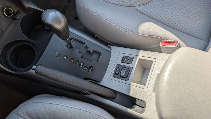 2012 Toyota RAV4 Limited V6
