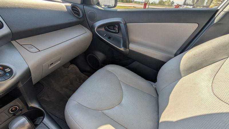 2012 Toyota RAV4 Limited V6