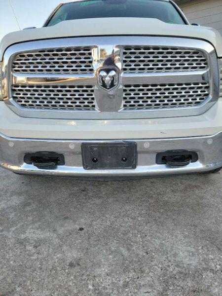2017 Ram 1500 Laramie Crew Cab 4x4 5'7" Box