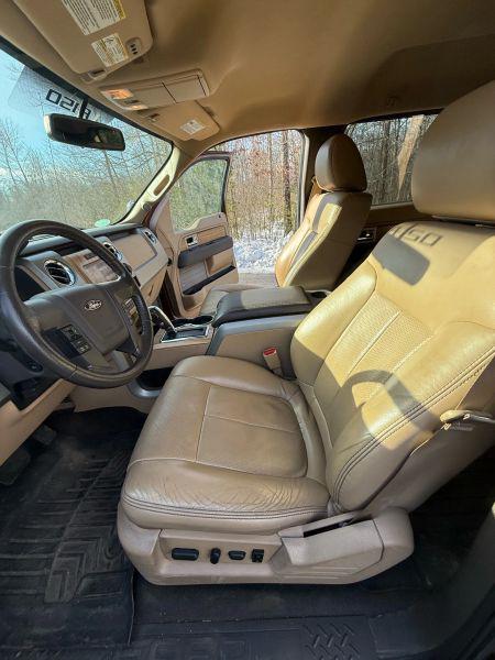 2011 Ford F-150 LARIAT