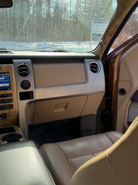 2011 Ford F-150 LARIAT