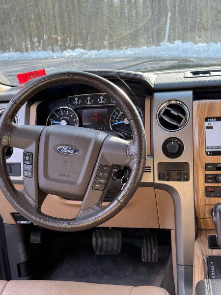2011 Ford F-150 LARIAT