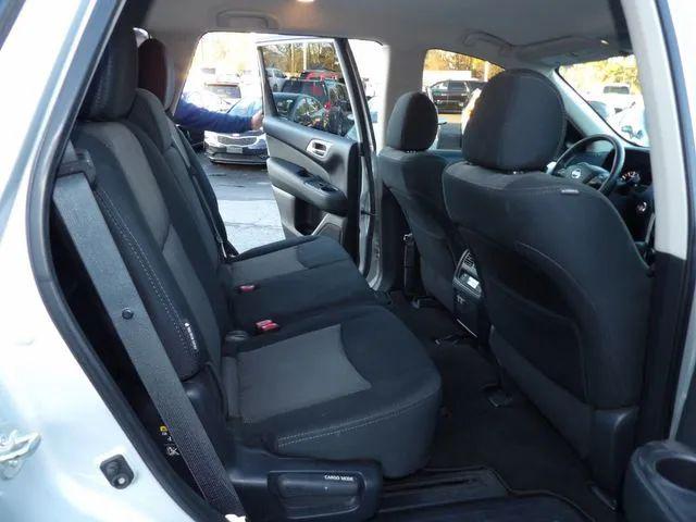 2020 Nissan Pathfinder SV 2WD