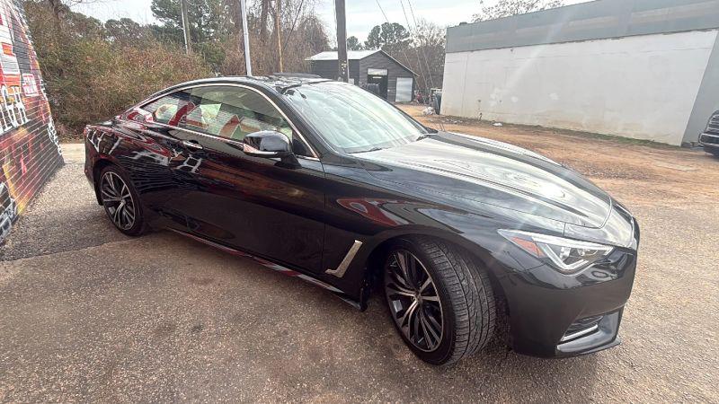 2017 INFINITI Q60 2.0t Premium