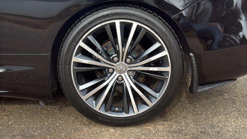 2017 INFINITI Q60 2.0t Premium
