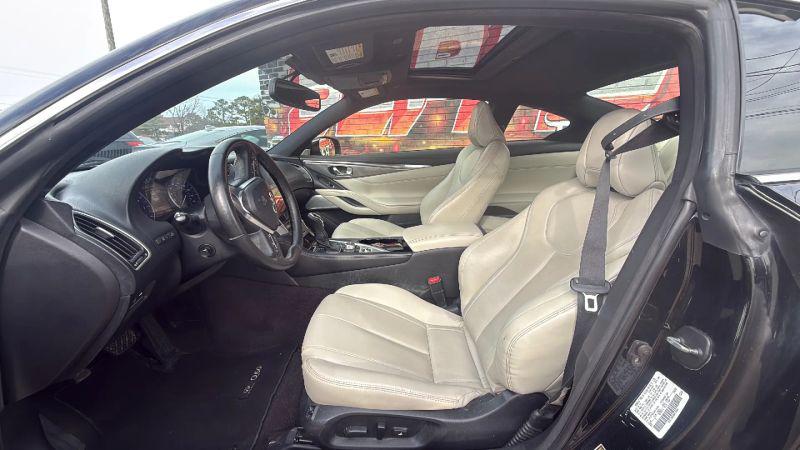 2017 INFINITI Q60 2.0t Premium
