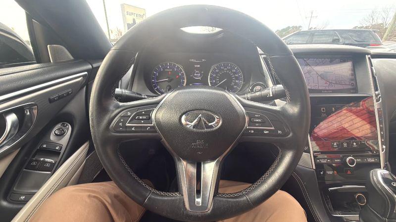 2017 INFINITI Q60 2.0t Premium