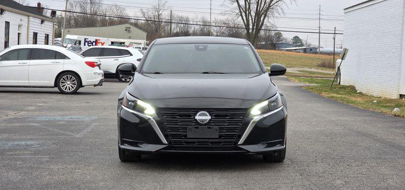 2023 Nissan Altima SV FWD