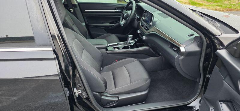 2023 Nissan Altima SV FWD