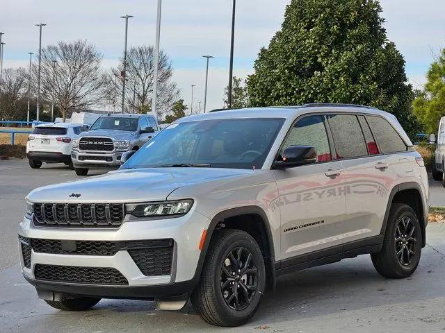 2026 Jeep Grand Cherokee Altitude 4x4