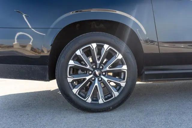 2025 Chevrolet Suburban High Country