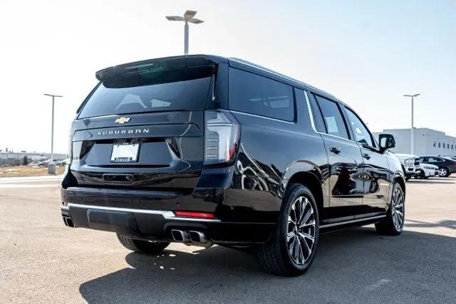 2025 Chevrolet Suburban High Country