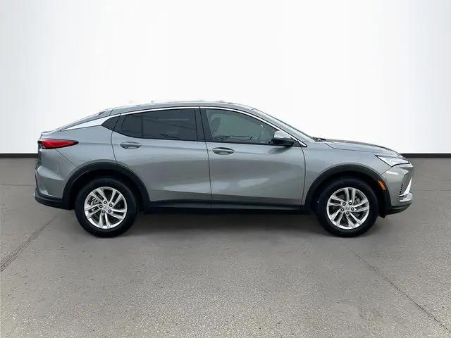 2026 Buick NV Preferred FWD