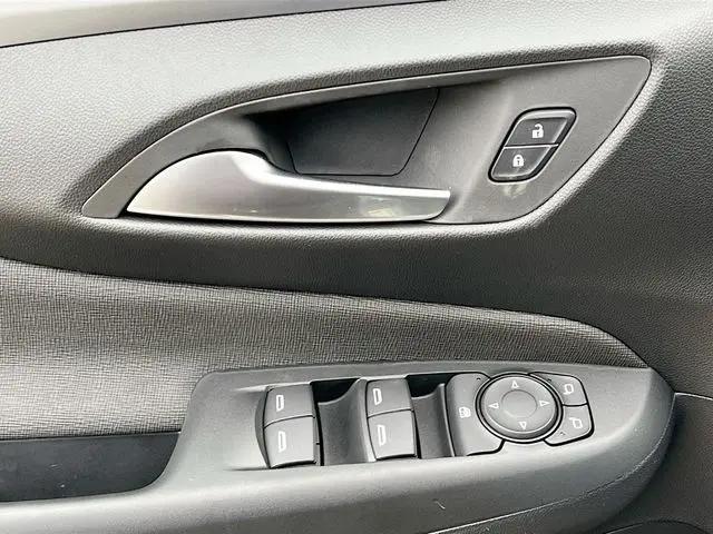 2026 Buick NV Preferred FWD