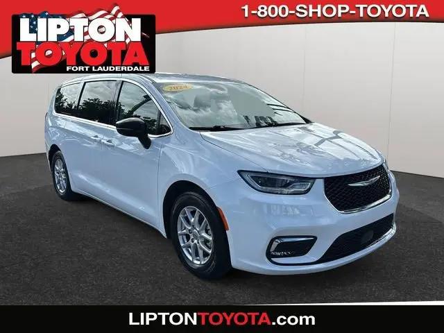 2024 Chrysler Pacifica Touring L for sale in Fort Lauderdale, FL