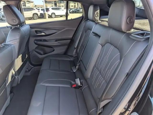 2026 Buick NV Avenir FWD