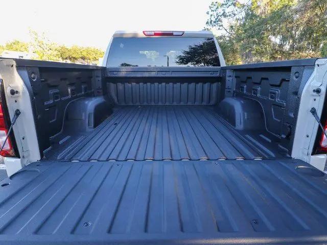 2026 GMC Sierra 1500 Crew Cab, Short Bed, Pro, 4WD