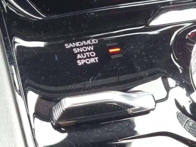 2026 Jeep Grand Wagoneer Limited Altitude 4x4