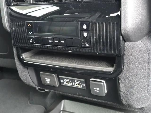 2026 Jeep Grand Wagoneer Limited Altitude 4x4