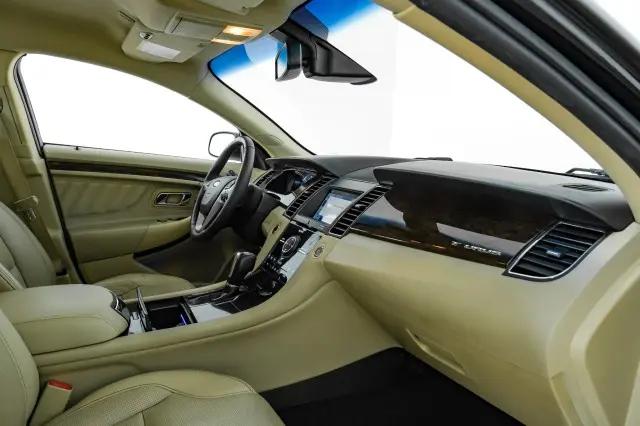 2019 Ford Taurus Limited