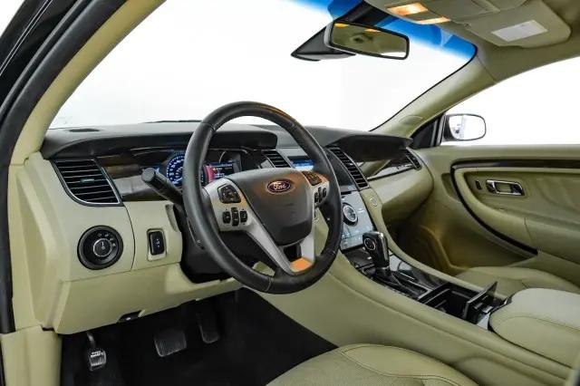2019 Ford Taurus Limited