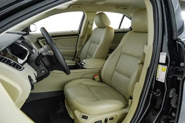 2019 Ford Taurus Limited