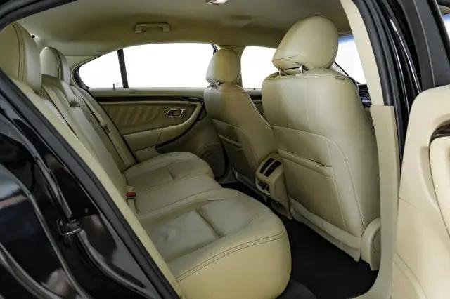 2019 Ford Taurus Limited