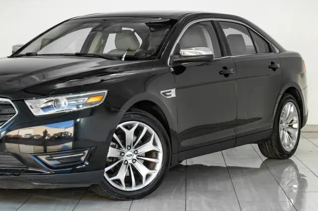 2019 Ford Taurus Limited