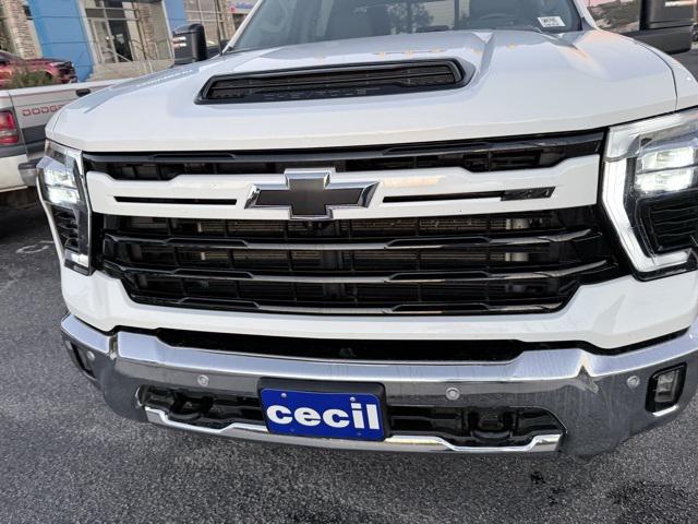 2024 Chevrolet Silverado 2500HD 4WD Crew Cab Standard Bed LTZ