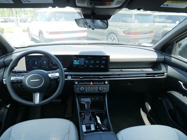 2025 Hyundai Santa Cruz SE