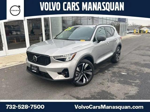 2025 Volvo XC40 B5 Plus Dark Theme for sale in Manasquan, NJ