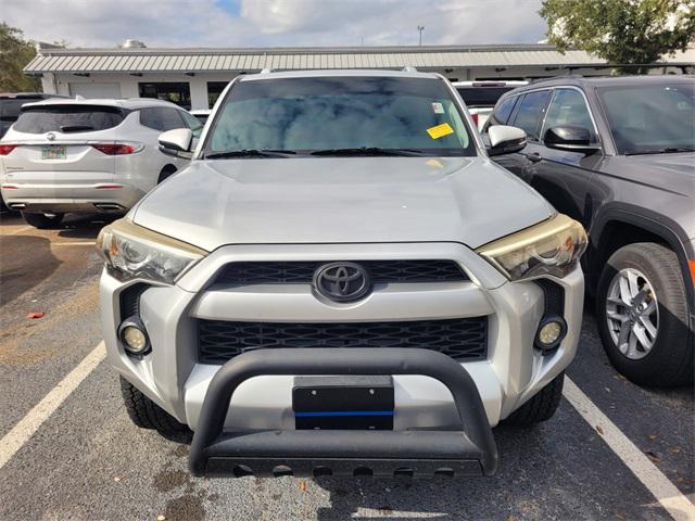 2016 Toyota 4Runner SR5 2016 Toyota 4Runner SR5
