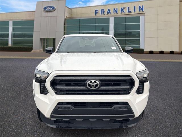 2024 Toyota Tacoma SR 2024 Toyota Tacoma SR