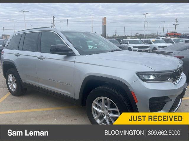 2024 Jeep Grand Cherokee Laredo X 4x4