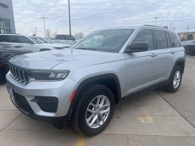 2024 Jeep Grand Cherokee Laredo X 4x4