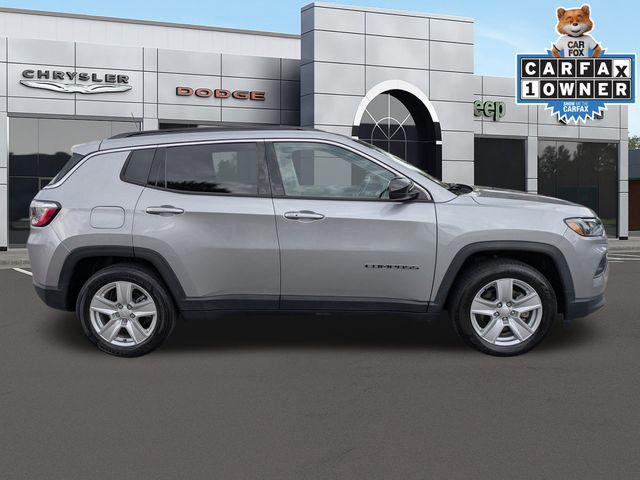 2022 Jeep Compass Latitude FWD