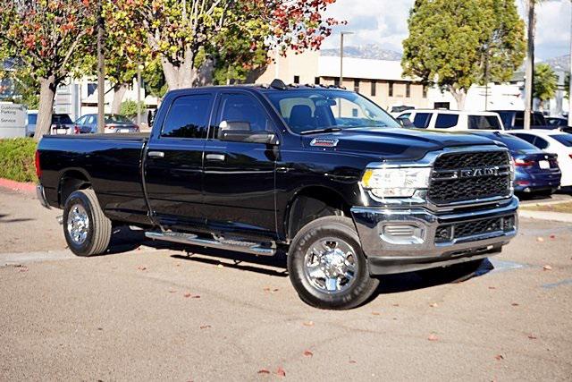 2020 RAM 2500 Tradesman Crew Cab 4X4 8 Box
