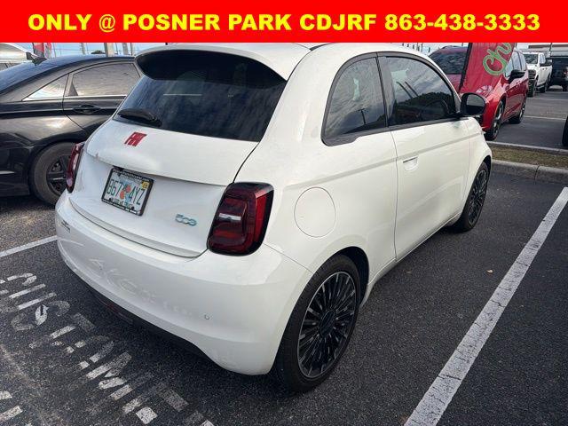 2024 Fiat 500e INSPI(RED) FWD