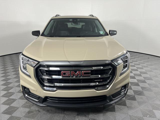 2022 GMC Terrain AWD AT4