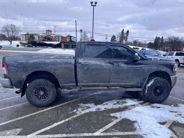 2022 RAM 2500 Big Horn Crew Cab 4x4 64 Box 2022 RAM 2500 Big Horn Crew Cab 4x4 64 Box