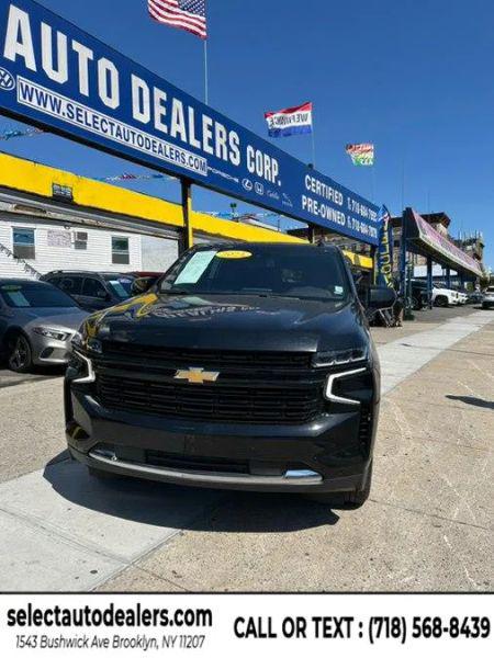 2024 Chevrolet Suburban 4WD LT