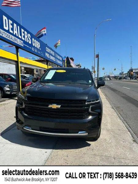 2024 Chevrolet Suburban 4WD LT